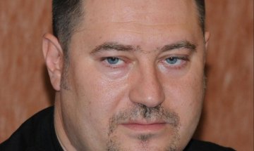 100 бона и ексшефът на ДАБЧ Харалампиев излиза от ареста 
