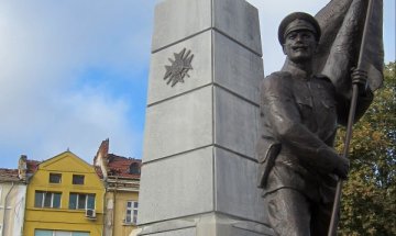  Каракачанов: Българският народ е оцелявал, когато е бил единен!