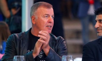 Наско Сираков: Умолявам Божков да ми връчи акциите на Левски