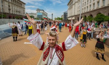 Заповедта е факт: От 1 юни в заведенията на закрито 