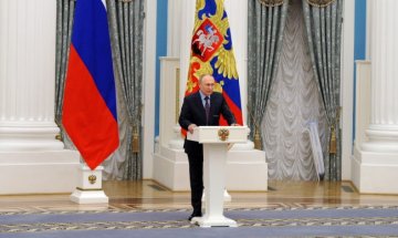 Путин обяви "военна операция" в Украйна, взривове се чуват в Киев 