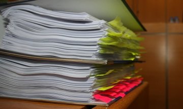 Разследват длъжностно лице в МЗ заради проекта за детска болница