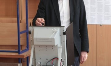 ЦИК: По 2 машини в секциите, в които са гласували над 349 души