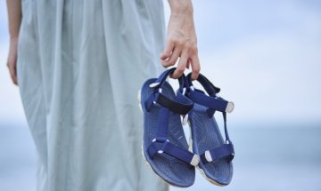Сандалите, които ще бъдат на мода това лято