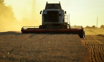 За МЗХ е приоритет потенциала на плодородната българска земя