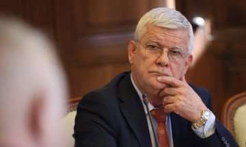 Вътев шокиран, че пада забраната за внос на украинско зърно