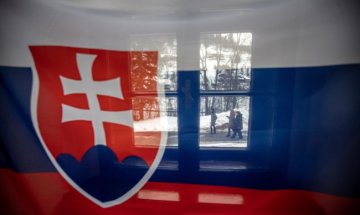 Хиляди излязоха в Словакия на протест срещу правителството