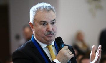 Кметът на Монтана с трима заместници и 4703 лв. заплата