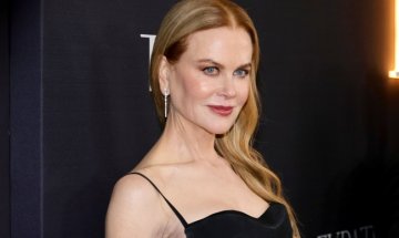 Секси и смела на 56: Никол Кидман се разголи за новия Vogue