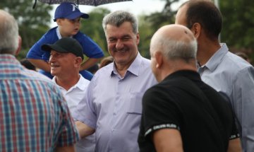 Тодор Батков: Гонзо има образование, ние помогнахме