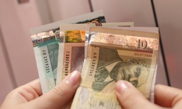 Сачева: Василев е политически спекулант, връзват му се Венко и група съветски учени