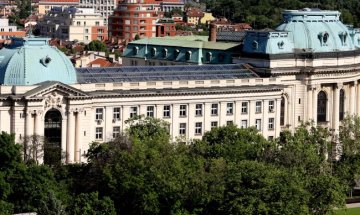Университетите ще осигуряват 400 места за студенти бежанци