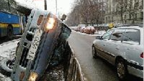 "Тико" се обърна на бул. "Цариградско шосе" пред Полиграфическия