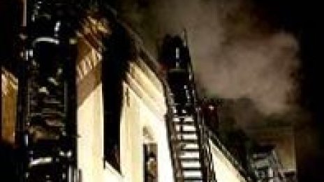 Млада жена случайно причинила пожара в парижкия хотел “Опера”
