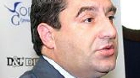 В. Иванов - Лучано: Трябва да има референдуми за монархия и досиетата