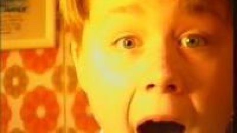 Момченце откри змия в корнфлейкса си