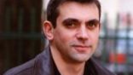 Руски писател-диджей завладява литературния пазар