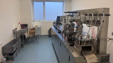 Разбита е фабрика за фалшиви лекарства в София СНИМКИ