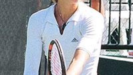 Сесил Каратанчева загуби две места в седмичната ранглиста на WTA