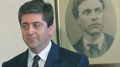 Георги Първанов започна консултации за третия мандат
