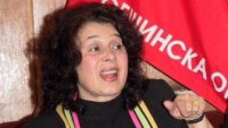 Масларова: 13-та заплата и пенсия да се дава през годината