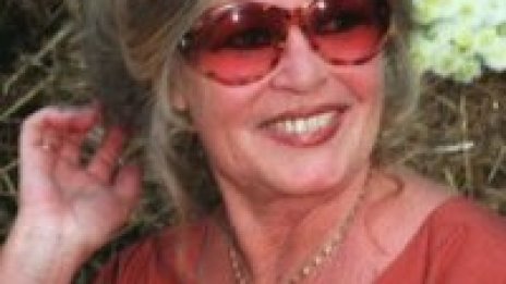 Бридижит Бардо иска Буш да спасява и животни в Ню Орлеанс