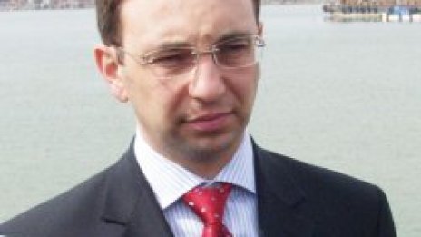 Съкращаването на 10% от чиновниците трябва да е факт до 2006 г.