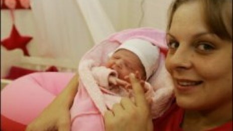 Първото Биг Брадър бебе дойде на бял свят в Холандия