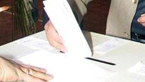 Избирателната активност се повишава