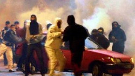 Първа жертва на безредиците във Франция