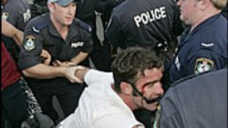 Поне 31 ранени след расистки протести в Австралия