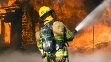 Пожар изпепели 26 души в китайски бар