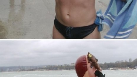 Кръст и секс-кукла извадиха на Богоявление във Варна