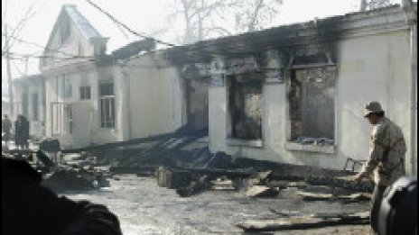 13 деца загинаха в пожар в Таджикистан