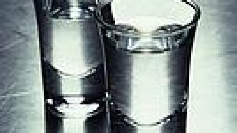 Почерпени 13-годишни изкараха отрезняващ престой в спешното