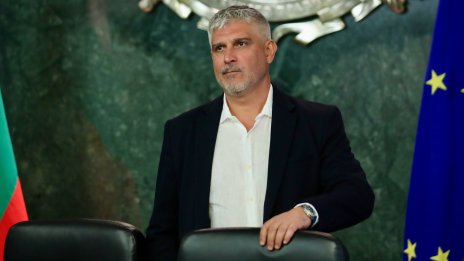 Росен Йорданов: Калушев отговаря на 100% на критериите за сексуален насилник
