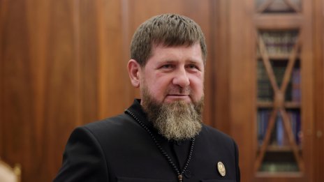 Кадиров: Нова група доброволци от Чечения замина за зоната на бойните действия