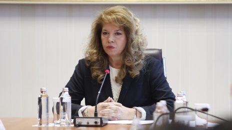 Йотова награждава пожарникарите, помогнали на пострадалите на &ldquo;Челопешко шосе&ldquo;  