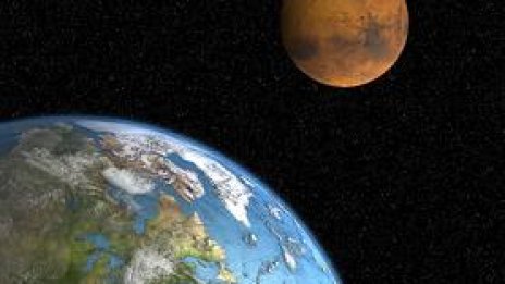Американска сонда започна с успех 10-годишния си престой около Марс