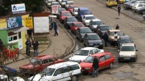 Министрите дадоха още два месеца на шофьорите