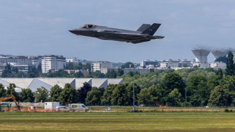 НАТО изпраща изтребители F-35 в Източна Европа