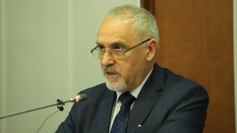 Кючуков: Тръмп не контролира събитията, Иран определя динамиката