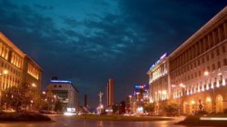 Галерии показват творби през нощта