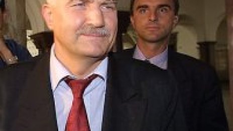 Филчев се скри от призовката си