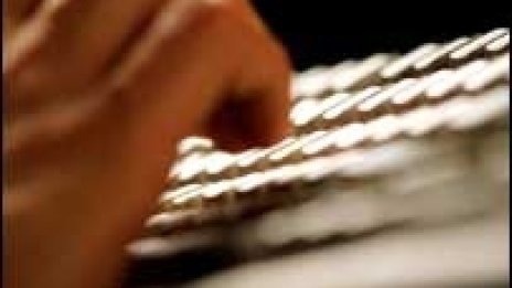 САЩ първенец по онлайн снимки на насилие над деца