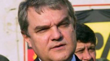 Румен Петков посещава Румъния