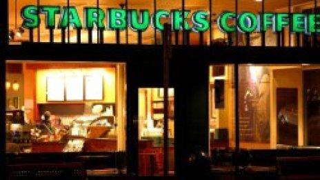 Съдят Starbucks за $114 млн. заради невалиден купон за безплатно кафе