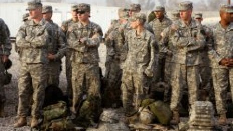 Кандидат за президент обеща да развива военен туризъм