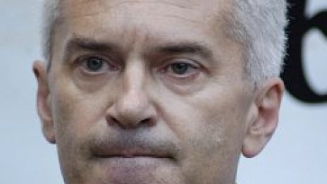 Старата песен на нов глас: „Атака“ пак видя конспирация