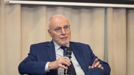 Радев, БНБ: Икономическата стабилност зависи от финансовата дисциплина